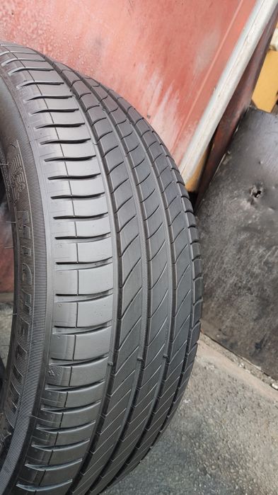 1брой лятна гума 235/45/18 Michelin Primacy 4 
dot0724
7+mm