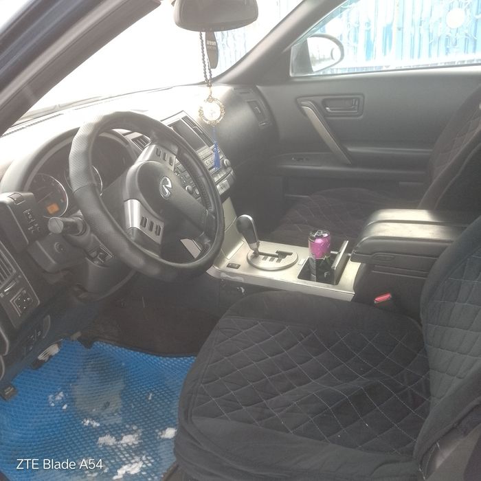 Продам Инфинити или поменяю.