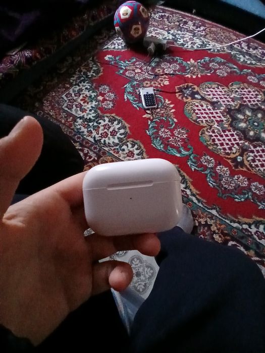 Air pods pro max
