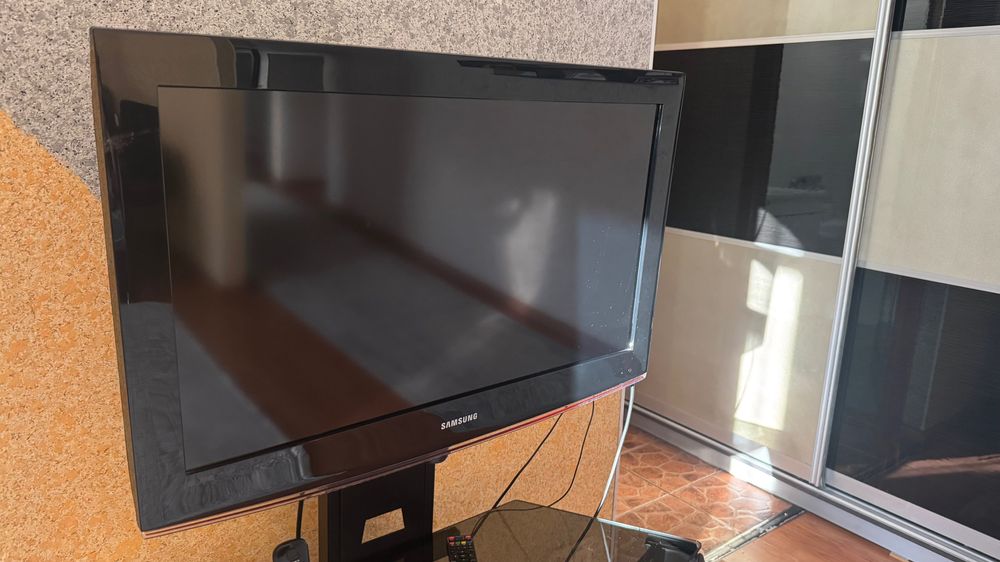 Продам телевизор