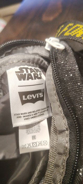 Оригинална чанта тип бананка Levi's x Star Wars Logo Sling
