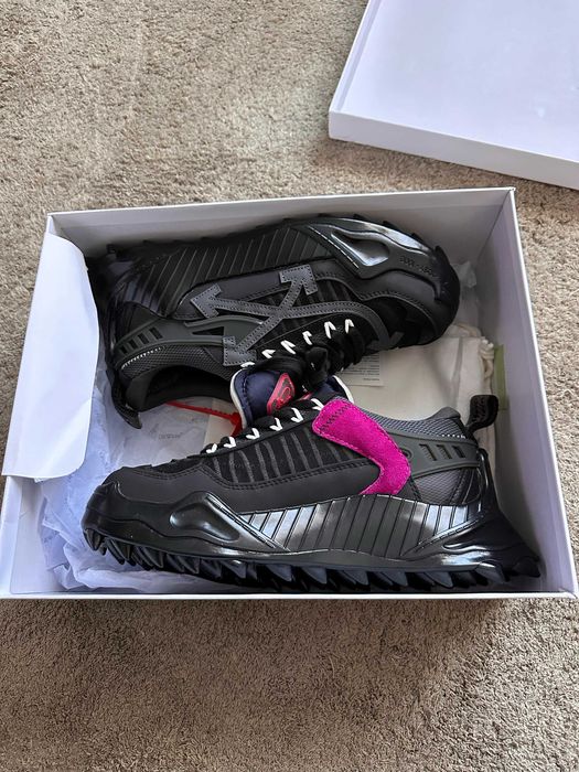 Off-White Odsy-1000 Black OW