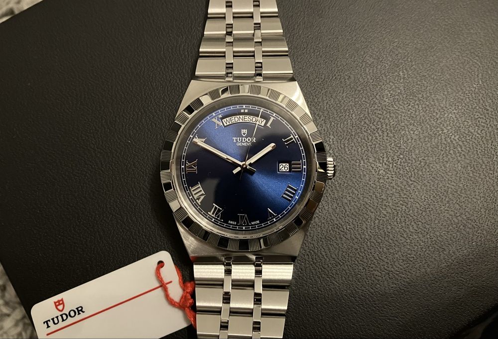 Tudor royal date day 41 mm