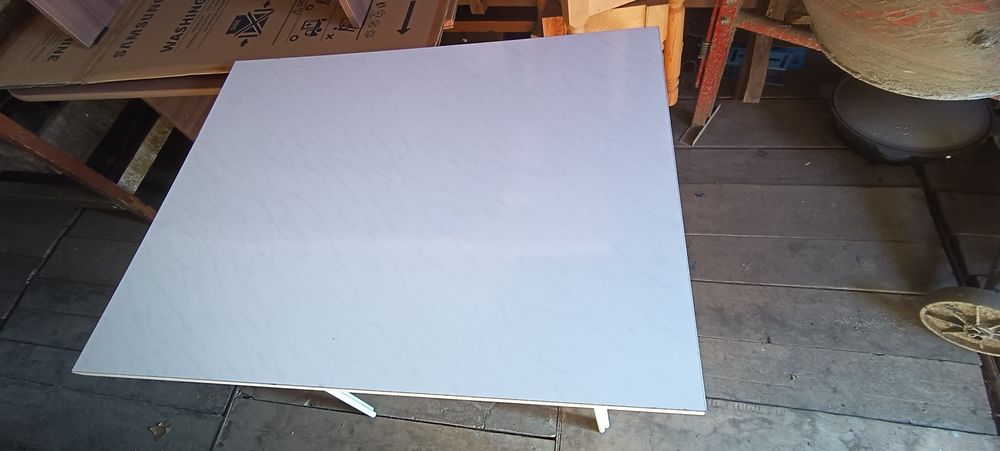 Стол обеденный новый