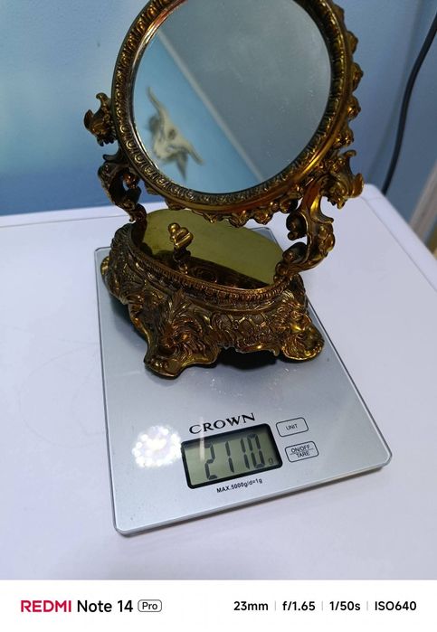 Винтидж масивно  бароково бронзово огледало