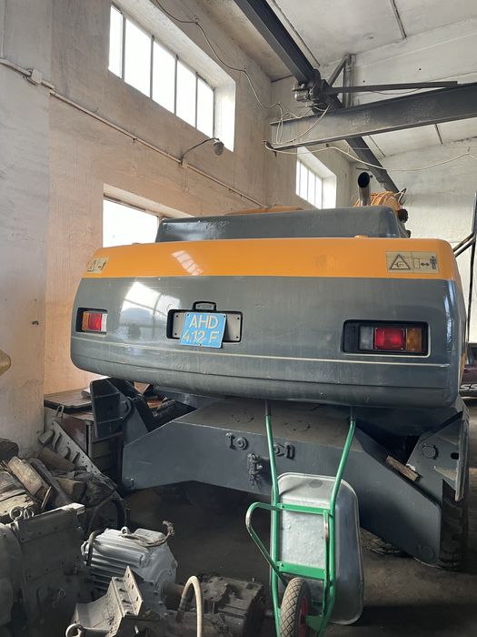 Экскаватор Jonyang 210E