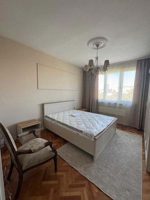 Дава се под наем Двустаен апартамент в София, Център - 70 кв.м за 730 € - Снимка #2