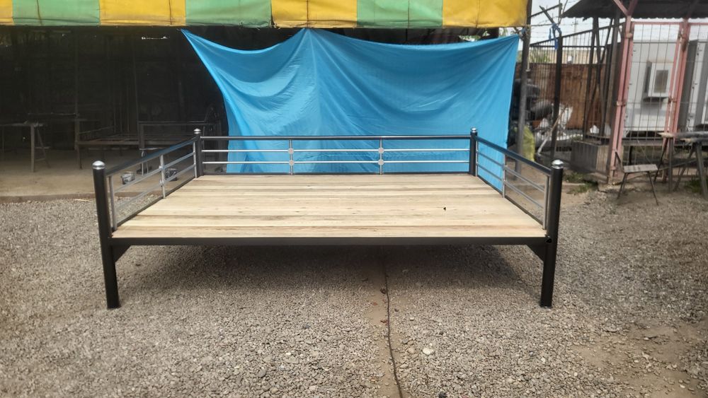 Surilar poli bilan yangi 2.50×3/2×2.50 сури с полом