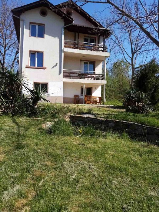 Продавам къща в село Кози рог, община Габрово