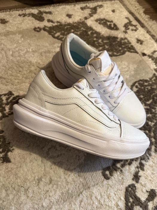 Vans Old Skool Overt cc leather 36,5