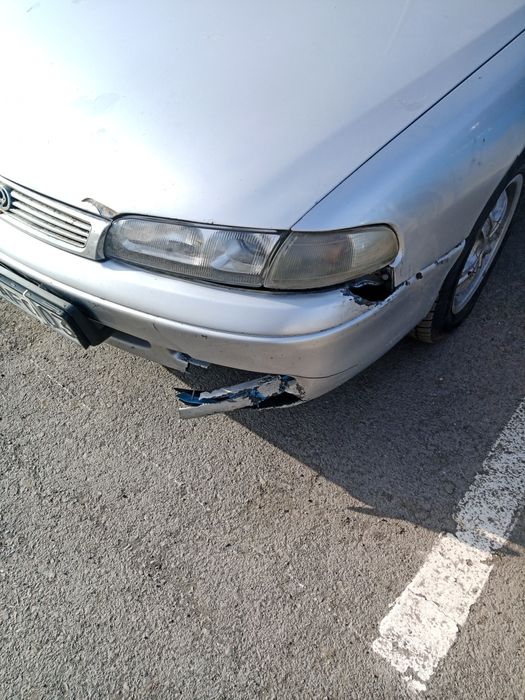 Автомобиль Мазда кронос