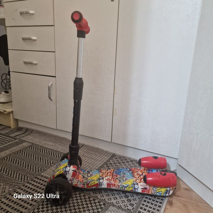 Самокат детский срочно