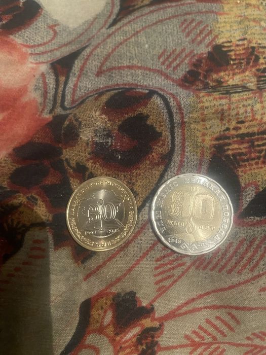 Продам 2 монеты калекуцоные