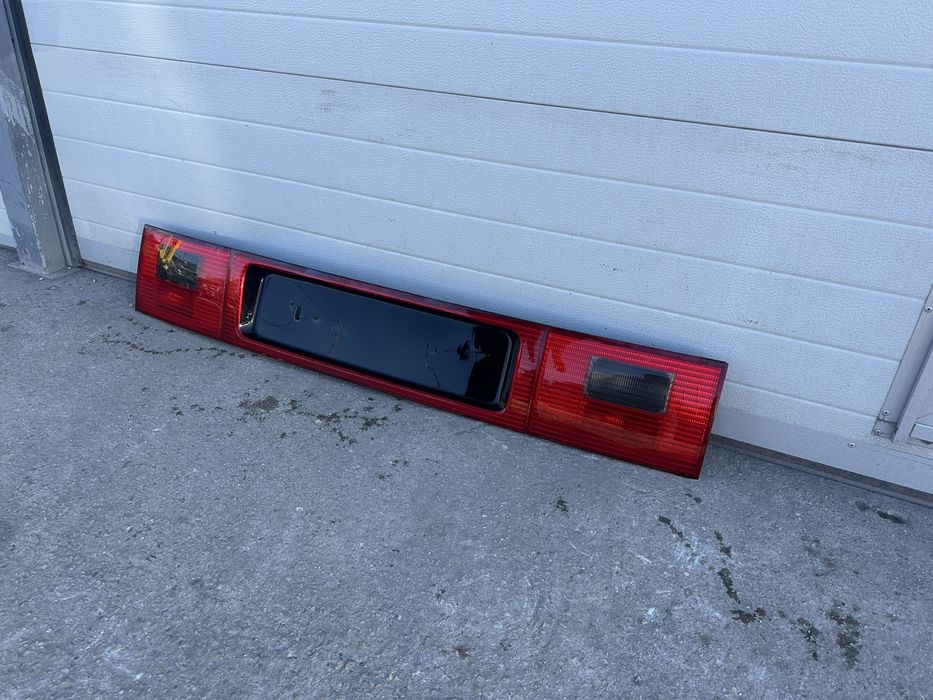 Среден панел със вътрешни стопове за VW Sharan 2000-2004г.!