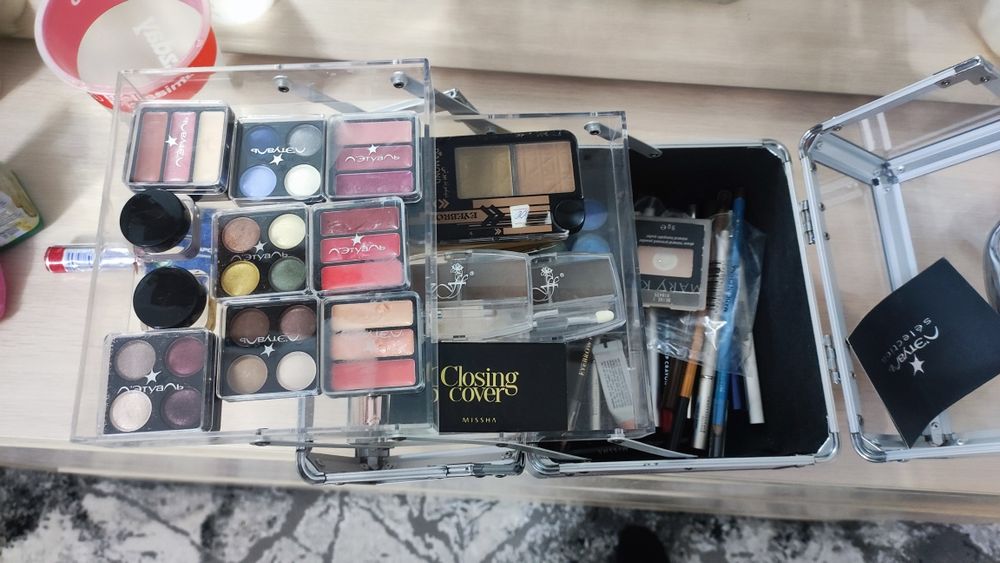 Чемодан с косметикой летуаль оригинал