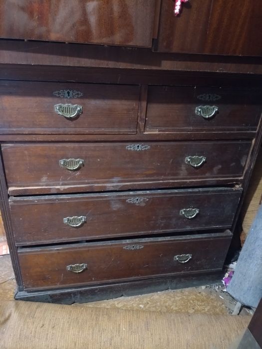 Стар скрин и огледало