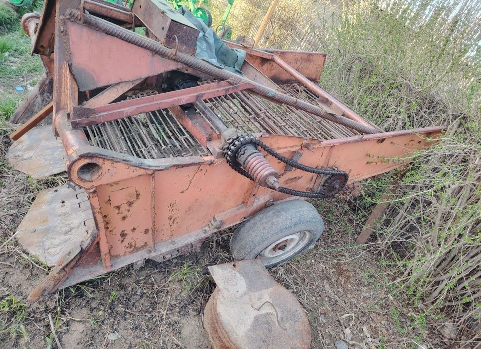 Продам картофелекопалку советскую