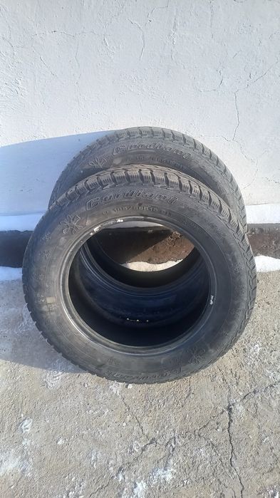 Продам зимние резины 15