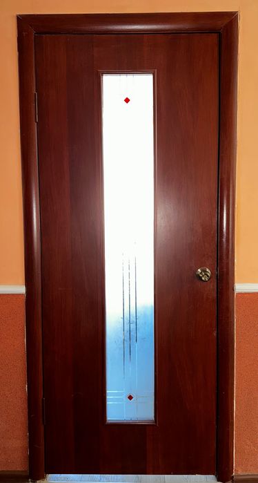 Продам межкомнатные двери