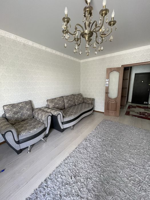 Продам Диван с креслом