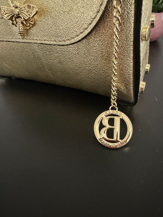 Мини златна чанта  със синджирена дръжка - Made in Italy