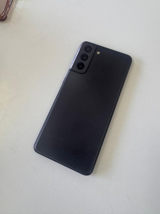 Samsung Galaxy S21 5g нормальном состоянии