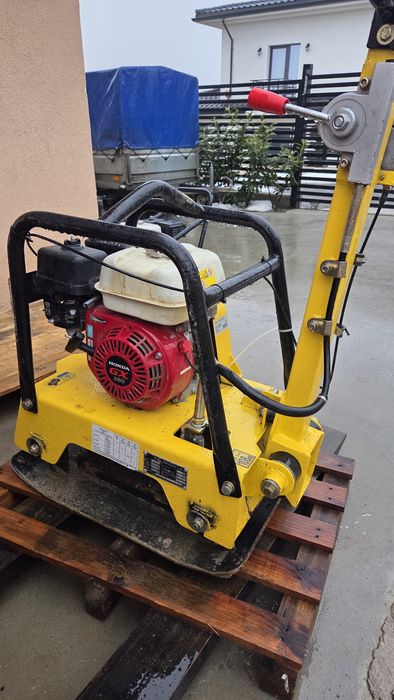 Scule de inchiriat - pistol cuie beton, masina slefuit parchet