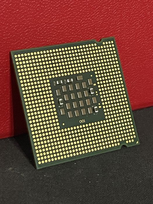 Intel Pentium 4 650 (SL7Z7) и Intel Pentium 4 531 (SL8HZ)