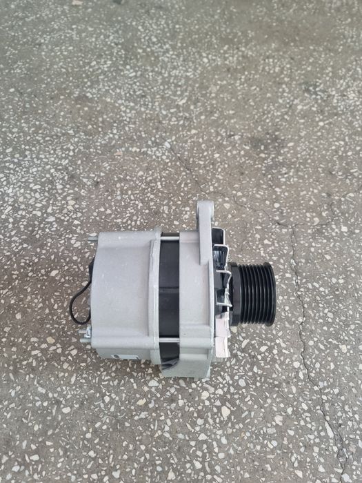 Alternator nou John Deere