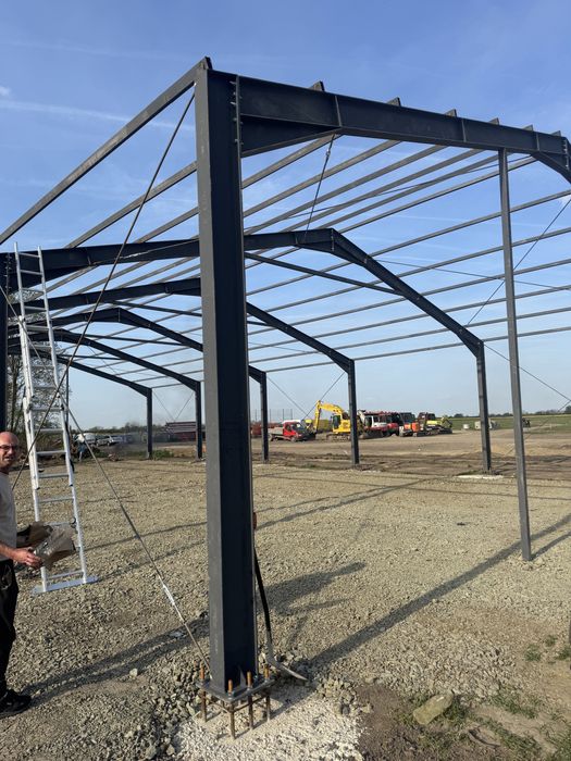Hale metalica 14 m latime x 25 m lungime x4 m strasina ipe 270 prindere laterala pe suruburi