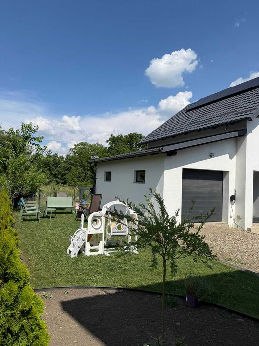 Casă individuală în Ipotești pe teren de 530 mp