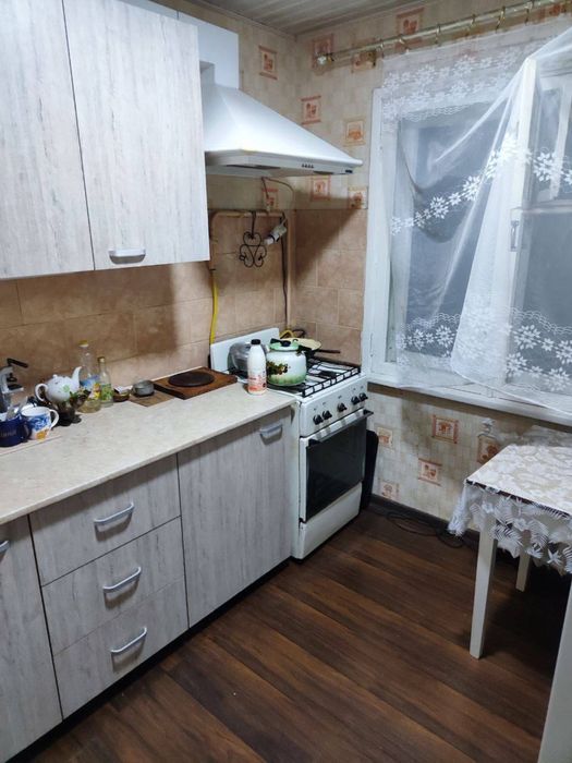 Сотилади 3/5/5 Коракамиш 1/2