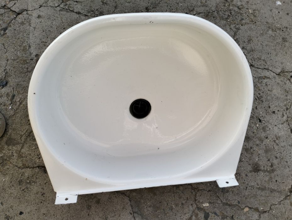 Эмалированная раковина