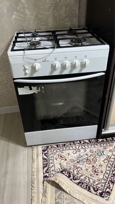 Продам газ плиту