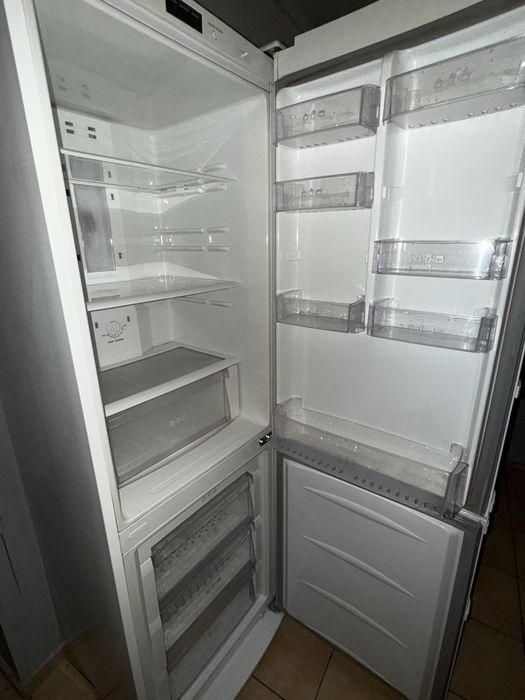 Продаю холодильник LG