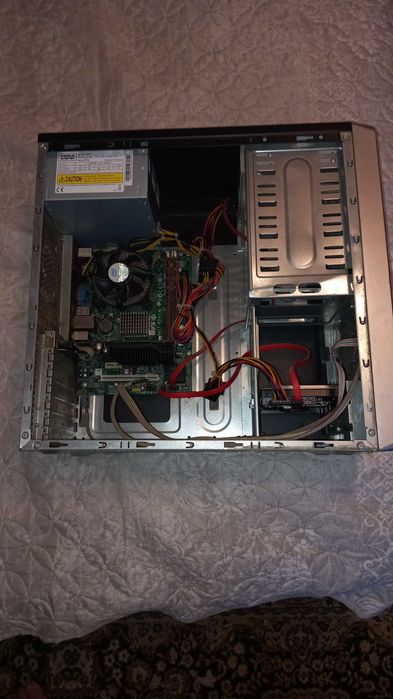 Настолен Компютър