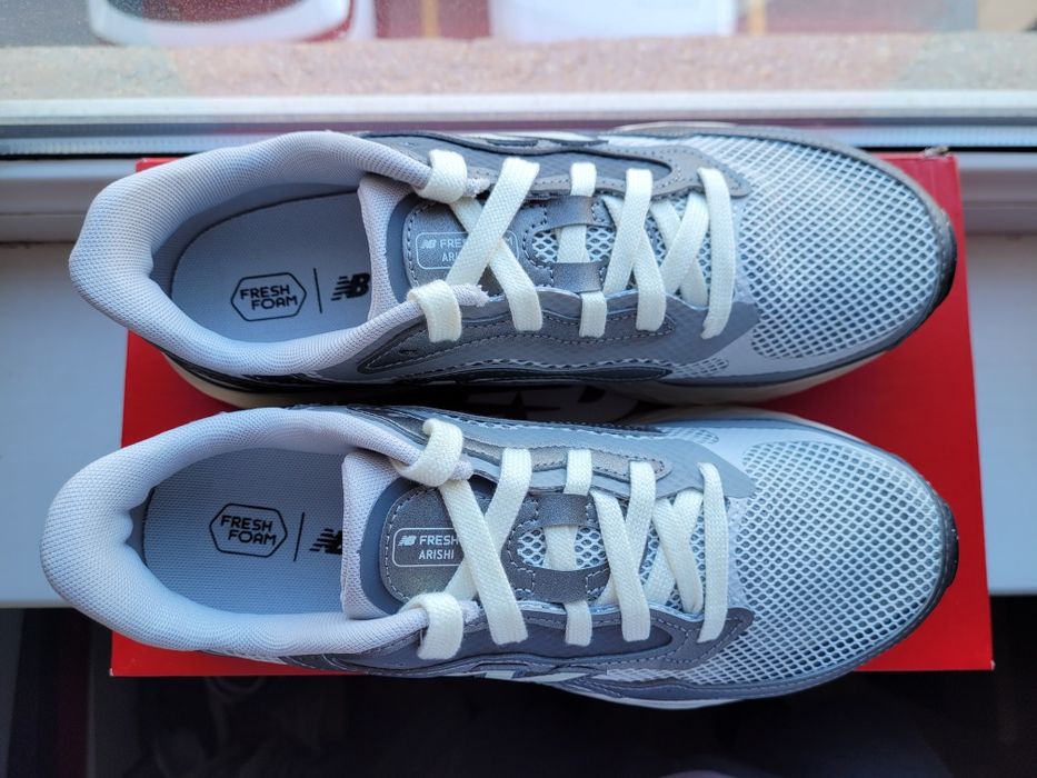 New Balance Arishi v4