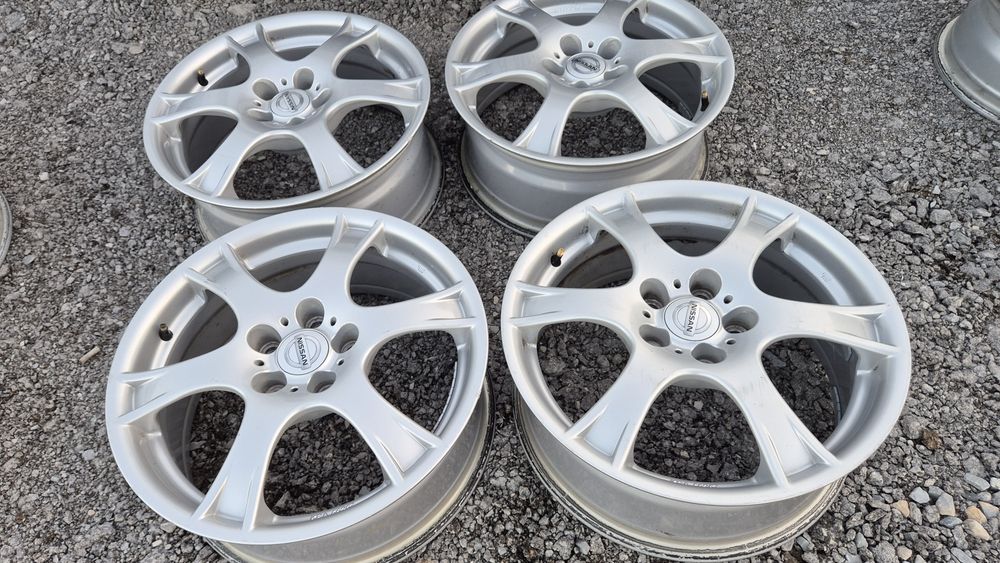 Джанти Rial 5/114.3 NISSAN Qashqai,Juke 5x114.3

Употребявани, Шумен