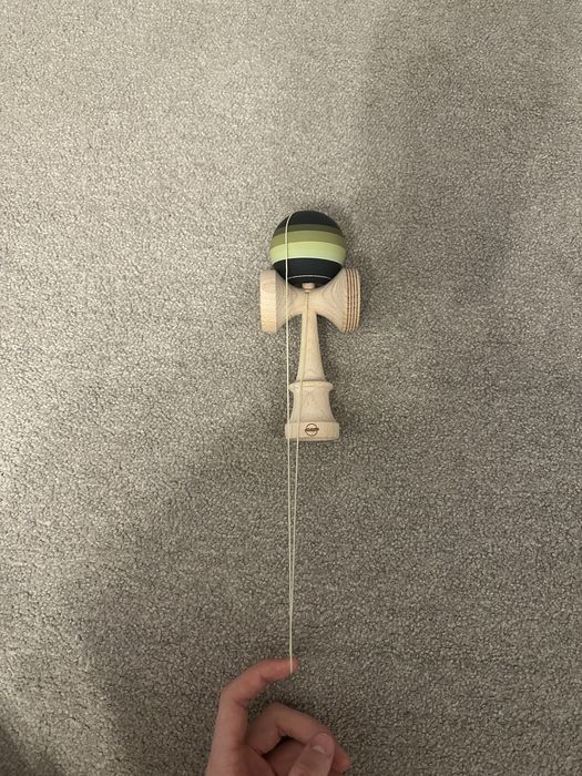 Kendama Sweets Four Piece Dune Turbo – AntiSkid 2.0 (originală)