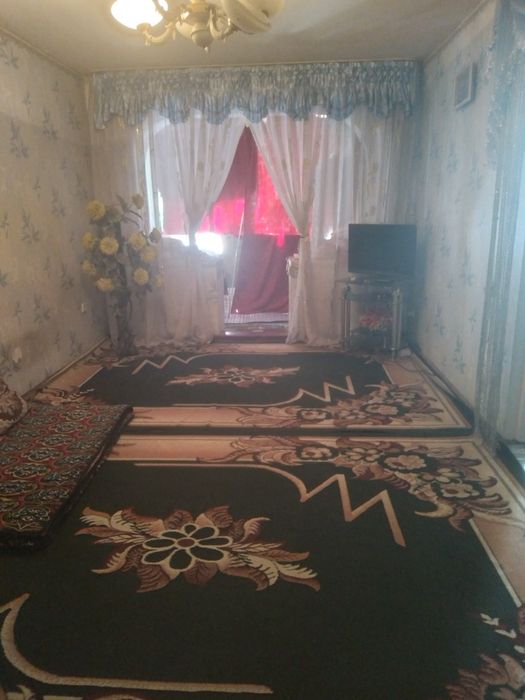 Уй сотилади 4/2 - этажи 2 хонали