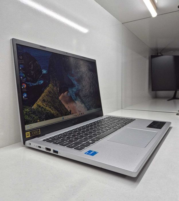 Acer Aspire 3  Core i3 N305  8/256gb SSD