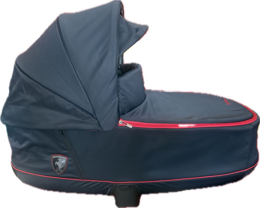 Кош за новородено Cybex Priam 3 Lux Ferrari Victory Black