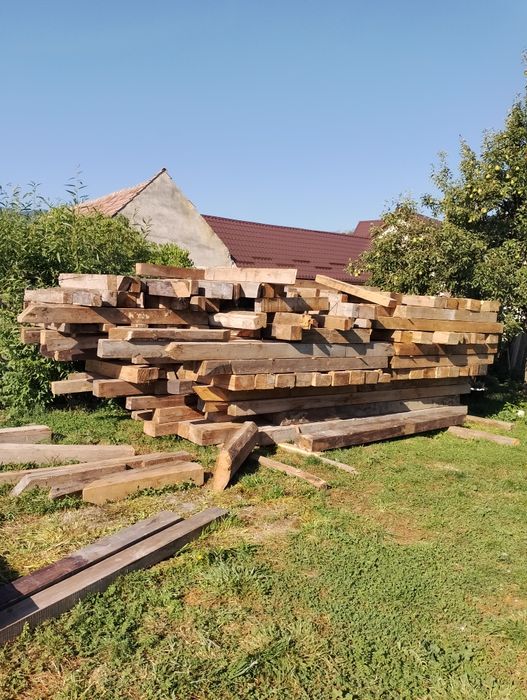 Lemn de construcții de vânzare