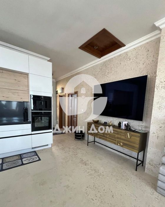 Продава се Къща в Свети Влас - 200 кв.м за 2650 €/кв.м - Снимка #3