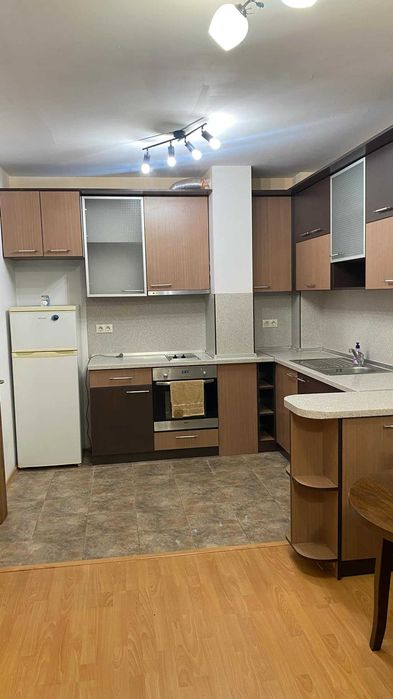 Дава се под наем Двустаен апартамент в Варна, Левски - 62 кв.м за 510 € - Снимка #6