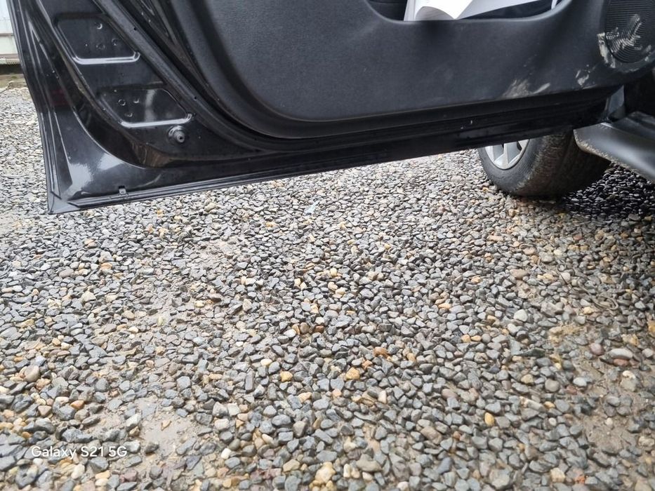 Usa Stanga Fata Nissan Juke 2010 - 2014 SUV 4 Usi Black Metalizat Z11 (1434)