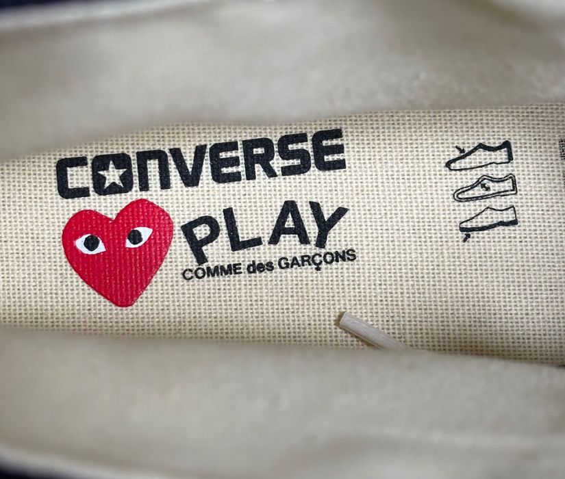 Нови кецове Comme des Garçons Play x Converse