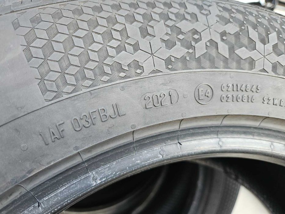 4бр. 225/65 R17 зимни CONTINENTAL 870 6-6.5мм