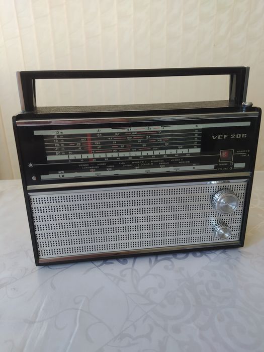 Радиоприемники из СССР