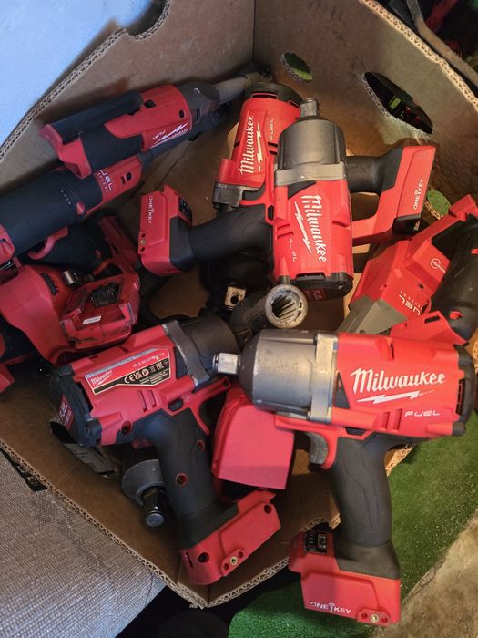 Vand impacturi milwaukee